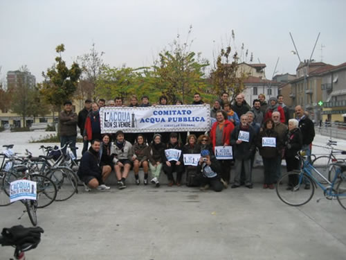 Manifestazione acqua